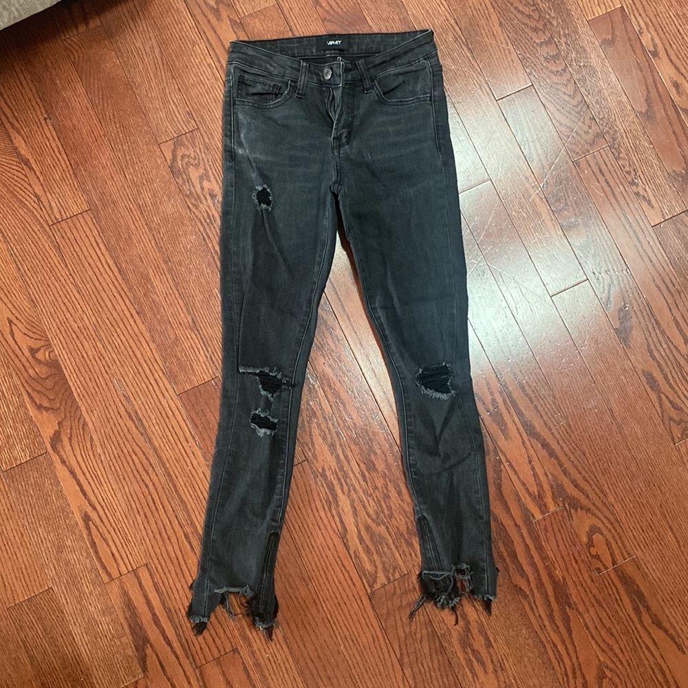 Vici Crop Distressed Jeans - Picture 3 of 5
